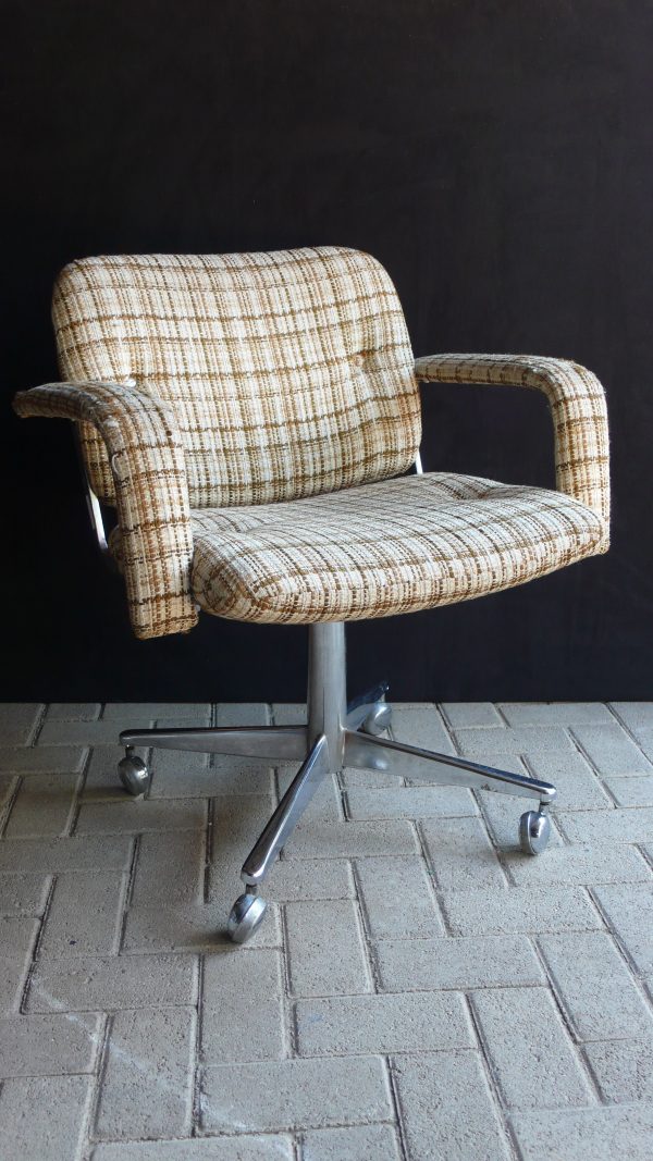 Chair 41