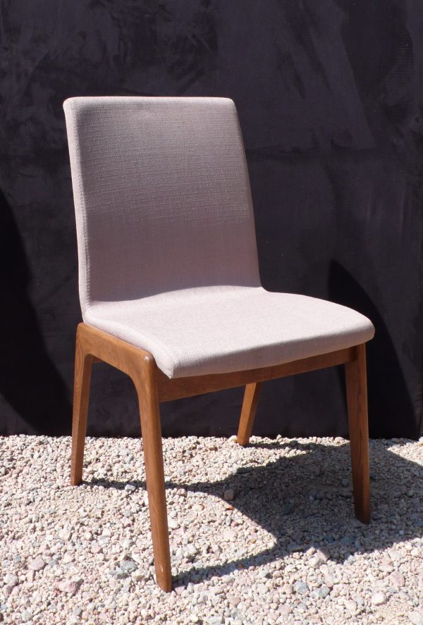 Chair 68