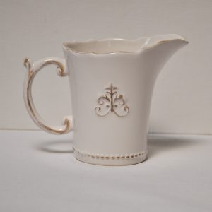 Jug 8