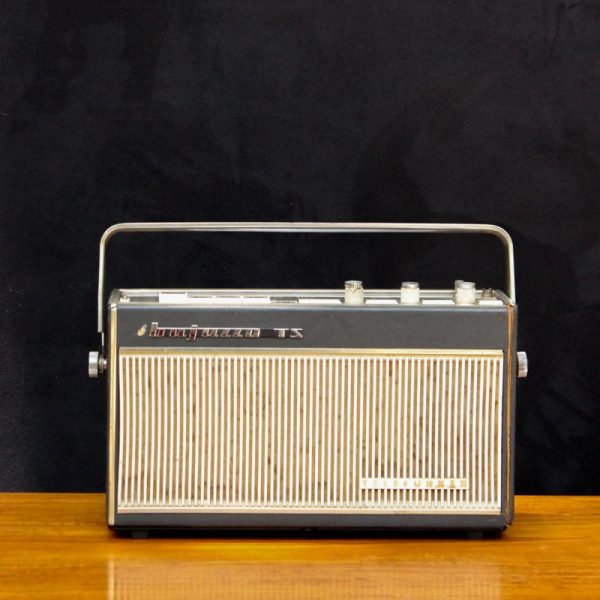 Radio 8