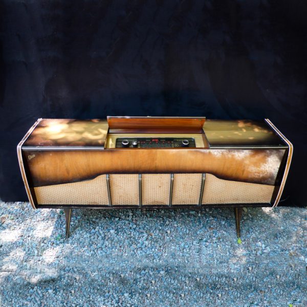 Server Hall Table radiogram